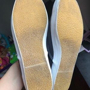 Keds Shoes - Women’s keds EUC - Size 9.5 Keds Shoes - Women’s keds EUC - Size 9.5